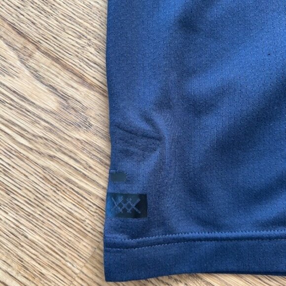 Rhone 9" Unlined Mesh Shorts - Navy - Large - Picture 4 of 5